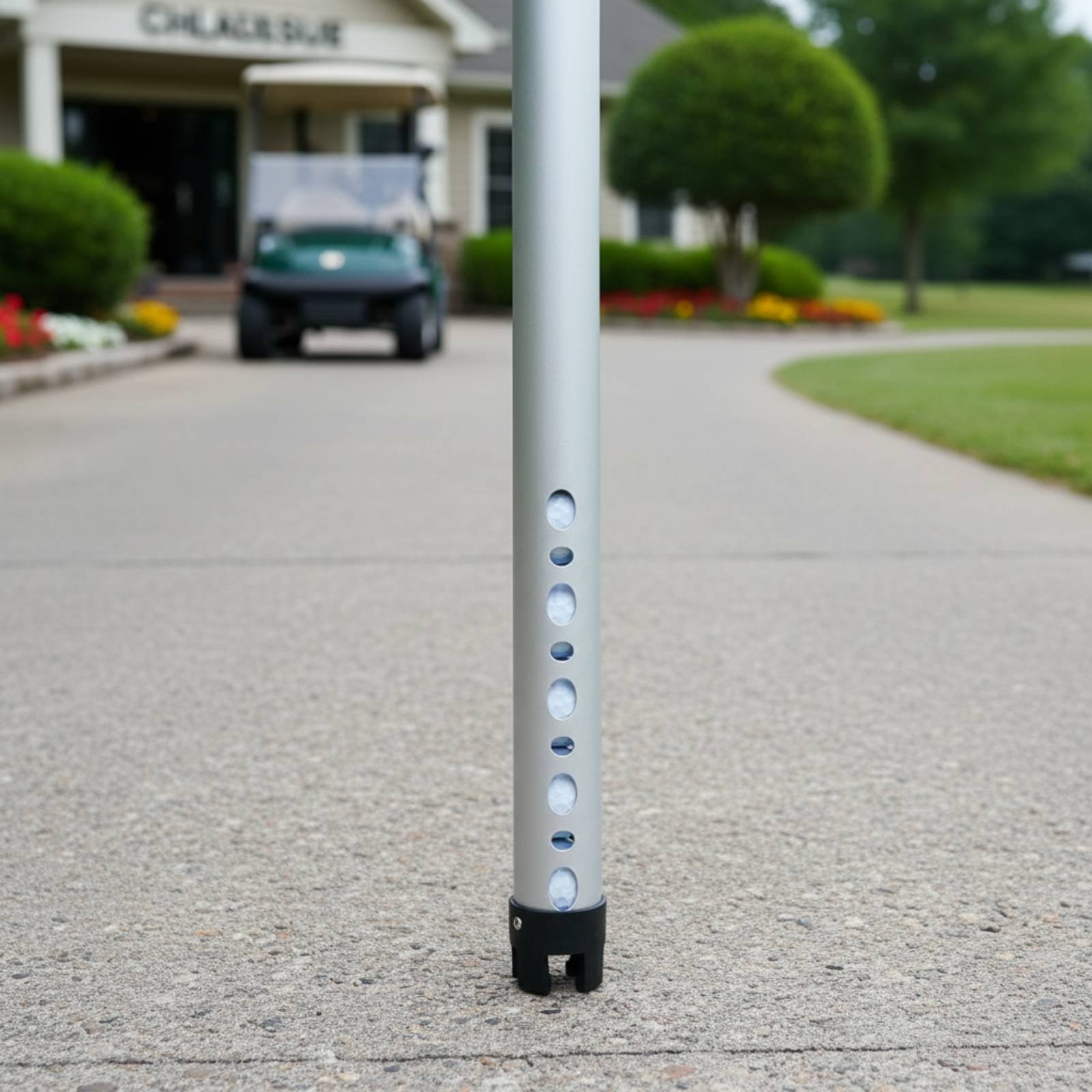 Sports Equipment With A - Golf Topu Tutucu Taşınabilir Golf Topu